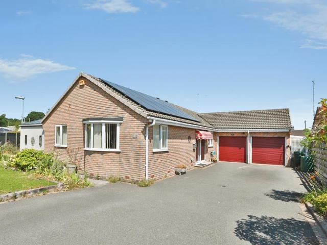 Bungalow for sale in Ebblake, Verwood