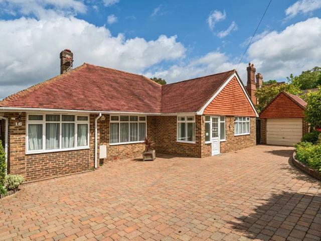 Bungalow for sale in Fole, Surrey
