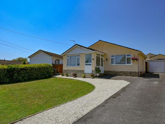 Bungalow for sale in Canford Bottom, Colehill
