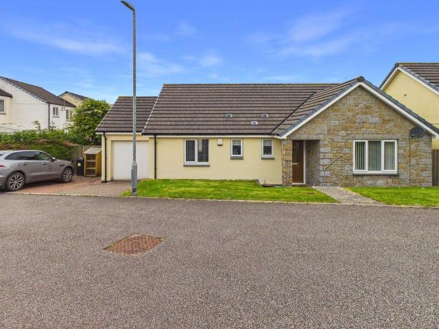 Bungalow for sale in Mount Ambrose, Cornwall