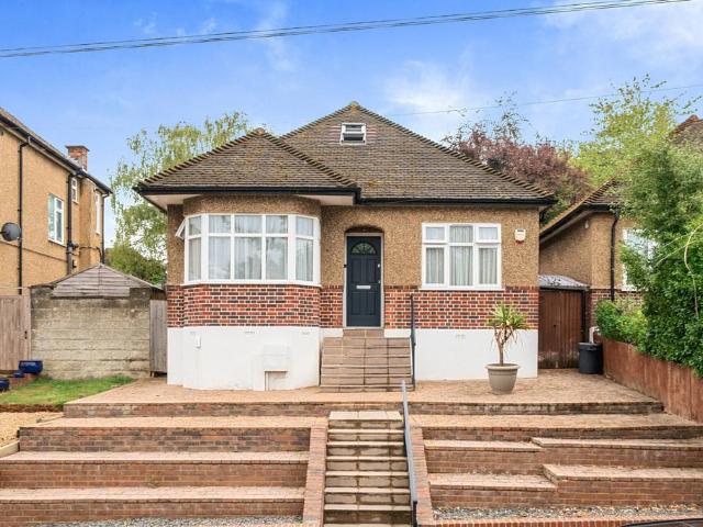 Bungalow for sale in London Borough of Hillingdon, Greater London