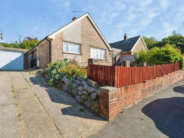 Bungalow for sale in Nangreaves, Wales