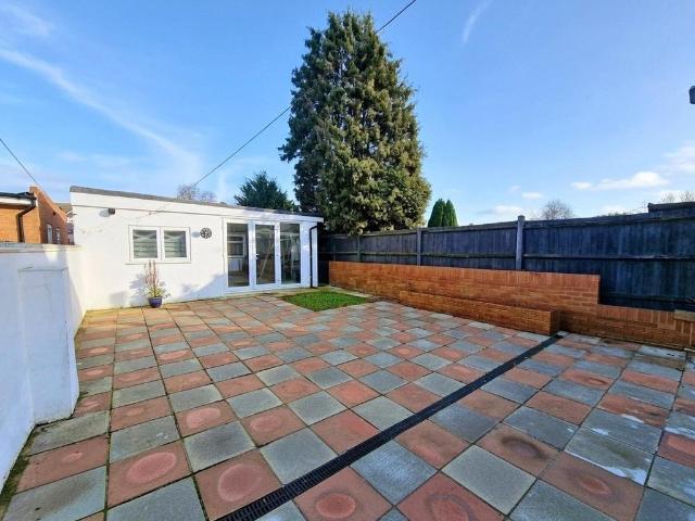 Bungalow for sale in Hayes, Greater London