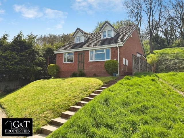 Bungalow for sale in Woodcross, West Midlands