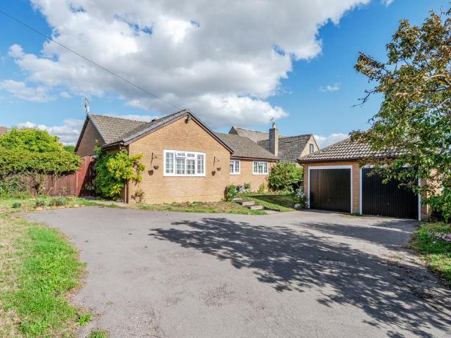 Bungalow for sale in Black Bourton, Oxfordshire