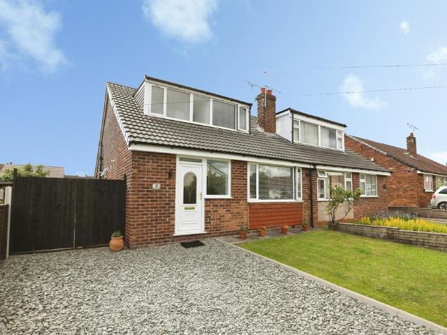 Bungalow for sale in Hammond Street