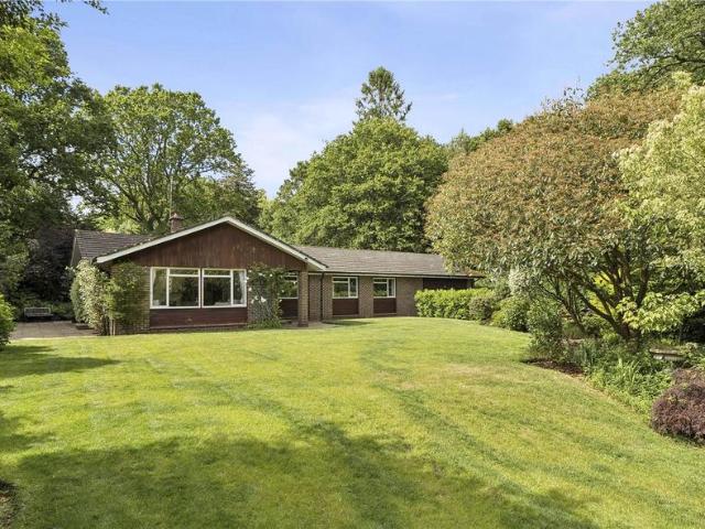 Bungalow for sale in Littlecote, West Sussex