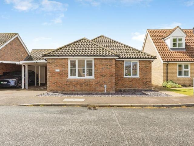 Bungalow for sale in East Tuddenham, Norfolk