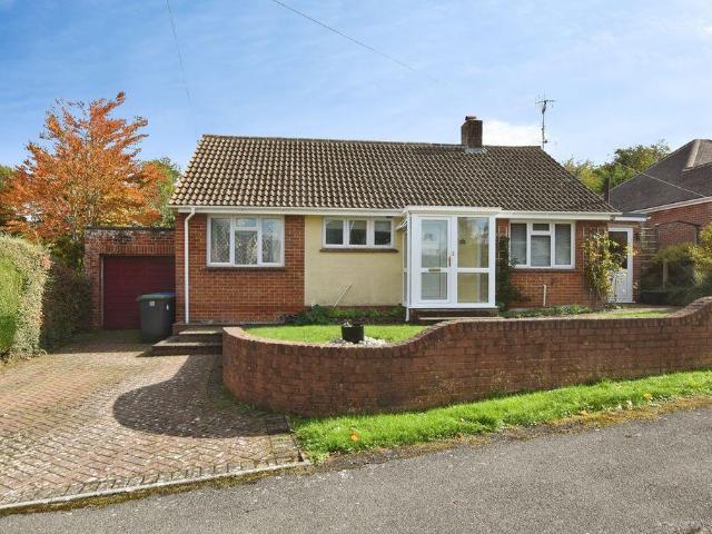 Bungalow for sale in Bulbridge, Wilton