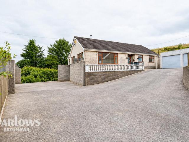 Bungalow for sale in Sirhowy, Wales