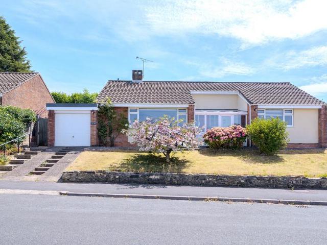 Bungalow for sale in Alveston
