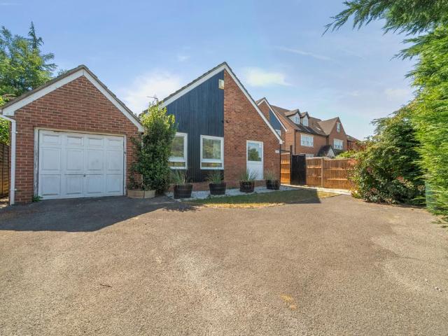 Bungalow for sale in Tilbury Fields, Dromore