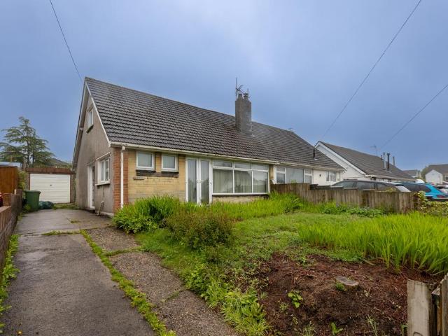 Bungalow for sale in Llantwit Fardre, Efail Isaf