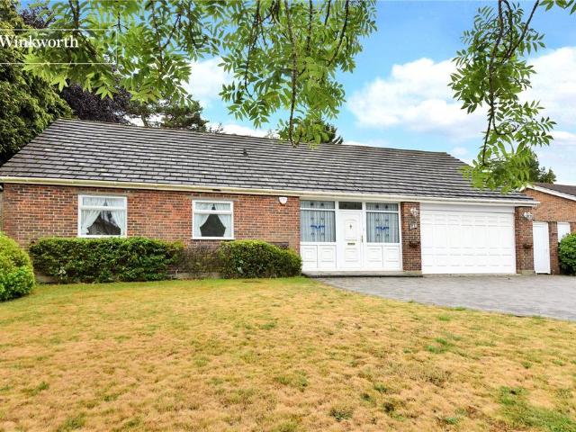 Bungalow for sale in London Borough of Sutton, Greater London