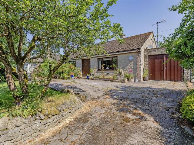 Bungalow for sale in Froggatt, East Midlands