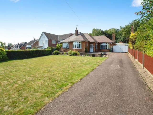 Bungalow for sale in Berry Hill, Potters Corner