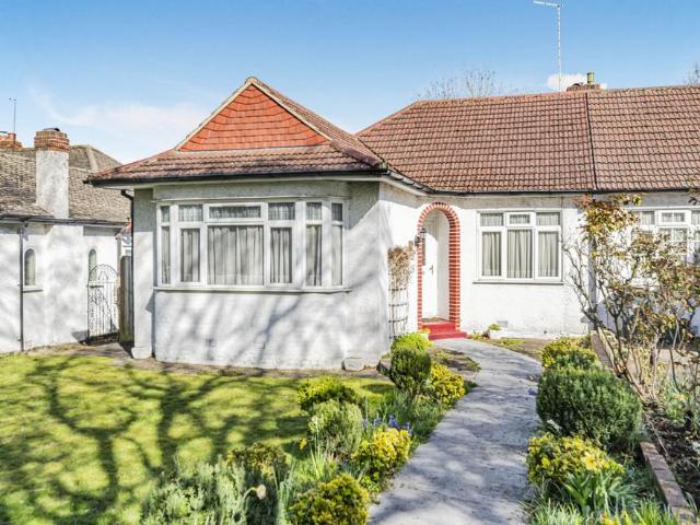 Bungalow for sale in Goddington, Greater London