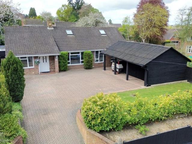 Bungalow for sale in West Berkshire