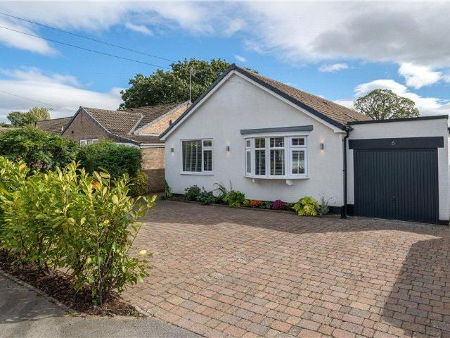 Bungalow for sale in Staveley, Ferrensby