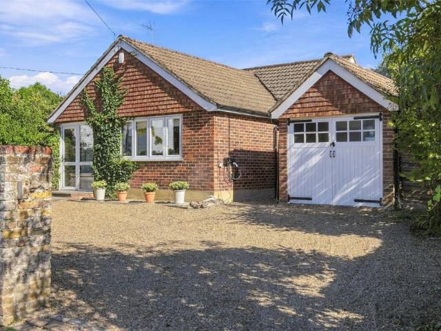 Bungalow for sale in Horton Kirby, Sevenoaks