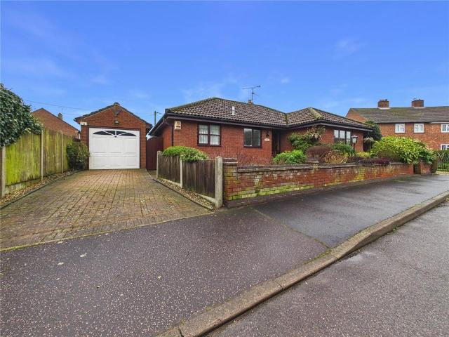 Bungalow for sale in Fordham Heath, Essex