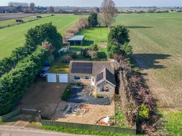 Bungalow for sale in Four Gotes, Cambridgeshire