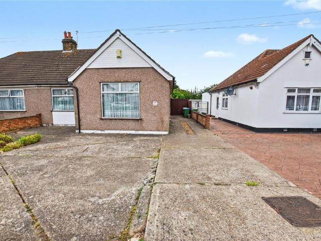 Bungalow for sale in West Heath, Greater London