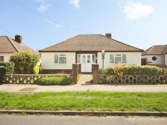 Bungalow for sale in Eastbridge, Suffolk