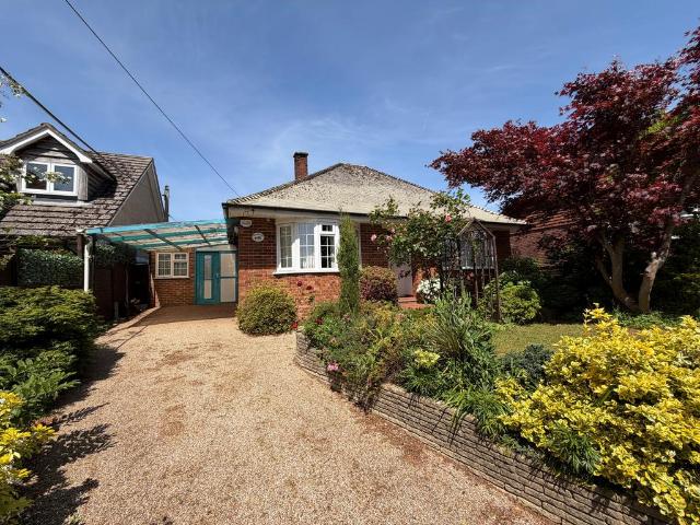 Bungalow for sale in Hythe and Dibden, Ashurst Bridge