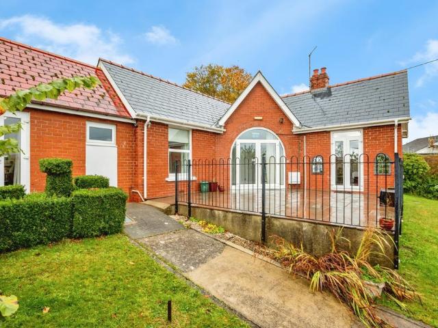 Bungalow for sale in Lampeter