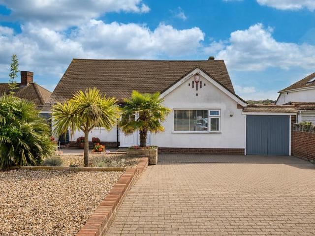 Bungalow for sale in Dumpton Gap, Acol