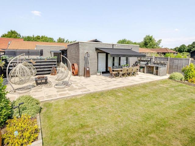 Bungalow for sale in Duton Hill, Essex