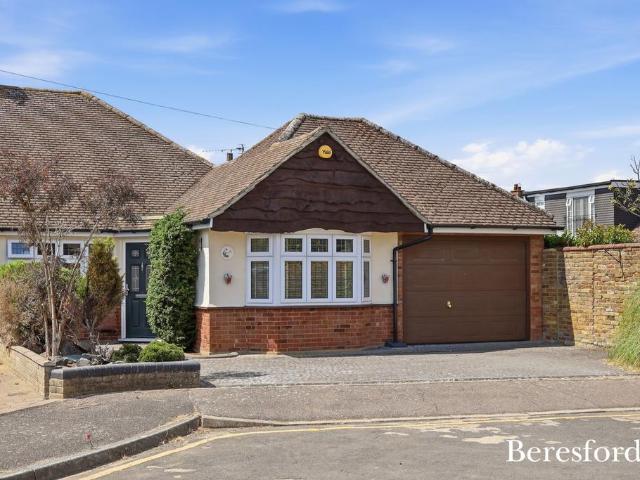 Bungalow for sale in Navestock Side, Essex