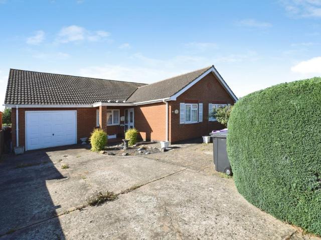 Bungalow for sale in Winthorpe, East Lindsey