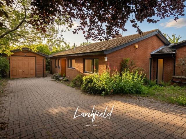 Bungalow for sale in Forthampton, Worcestershire