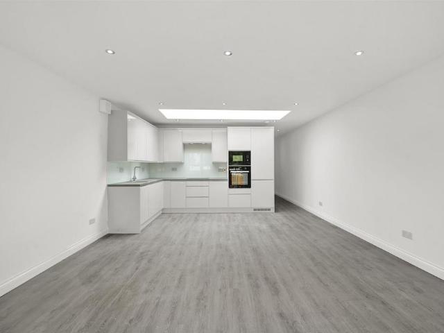 Bungalow for sale in London Borough of Bexley, Greater London