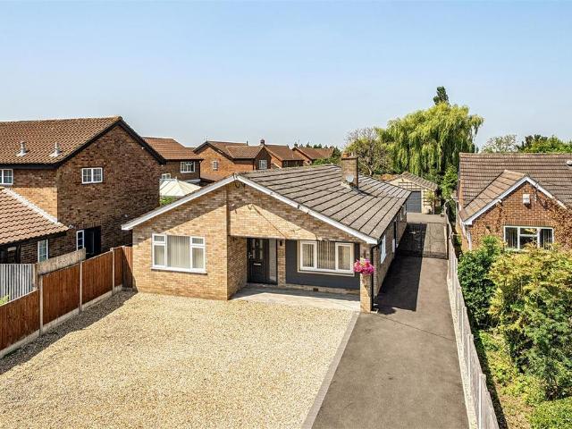 Bungalow for sale in Cranfield, Bedfordshire