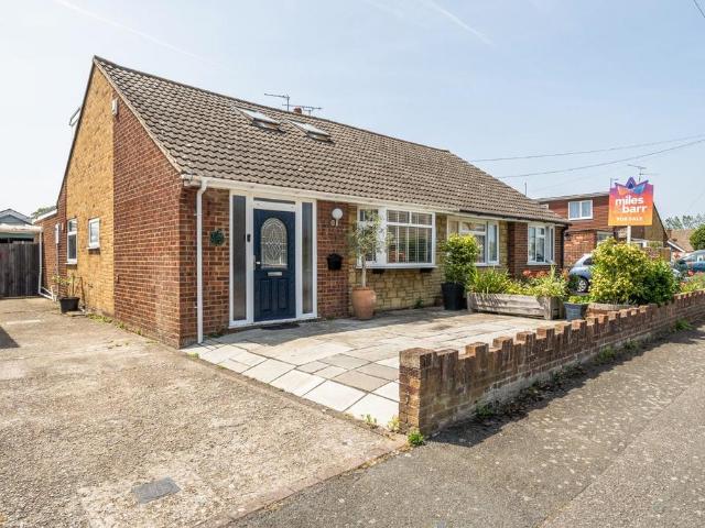 Bungalow for sale in Upstreet, The Bridge