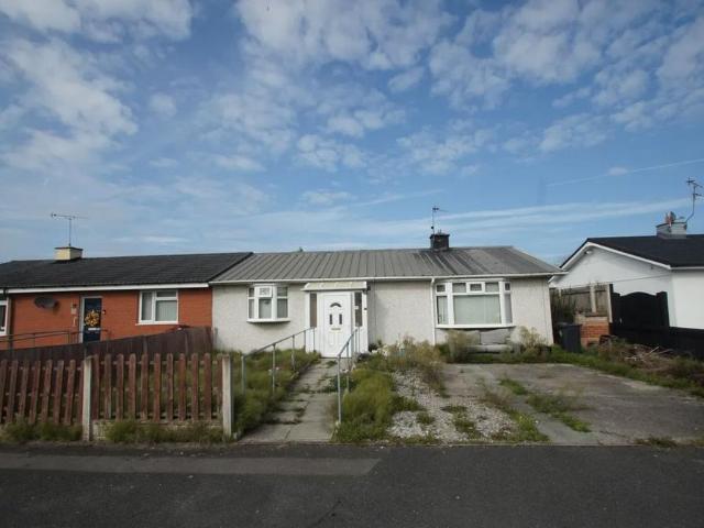 Bungalow for sale in Whitby, Ellesmere Port