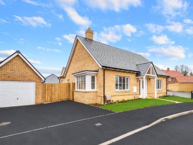Bungalow for sale in Hellingly, Cross In Hand