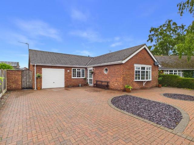 Bungalow for sale in Birchwood, Brayford