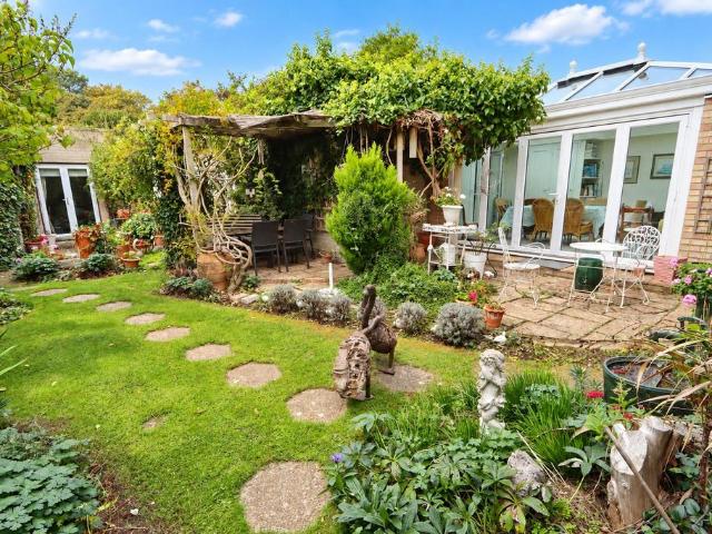 Bungalow for sale in Tinkers Bridge, Milton Keynes