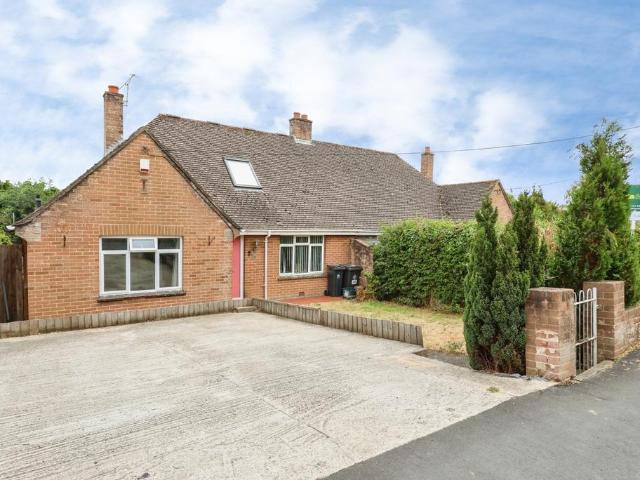 Bungalow for sale in Lytchett Matravers