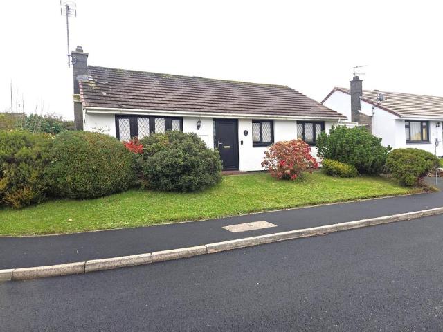 Bungalow for sale in Kilgetty, Wales