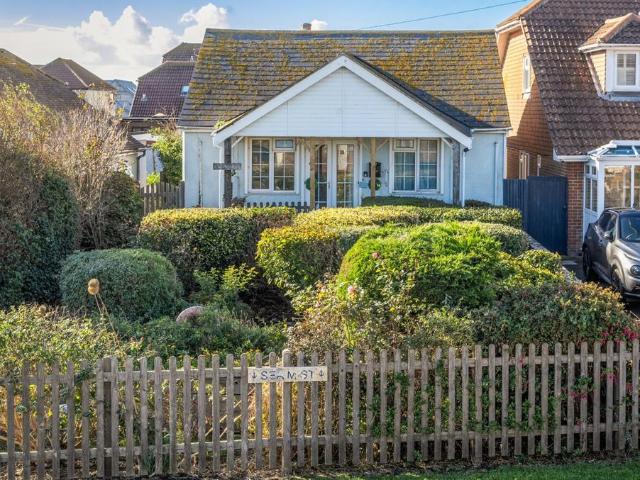 Bungalow for sale in Bracklesham, Chichester