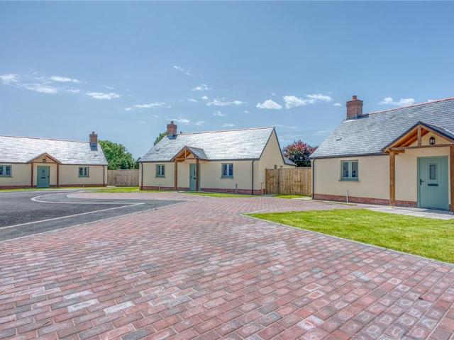 Bungalow for sale in Rosebush, Wales