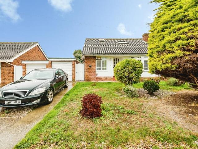 Bungalow for sale in Durrington, Worthing