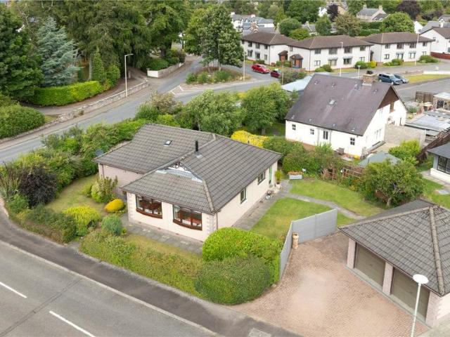 Bungalow for sale in Crown, Lentran