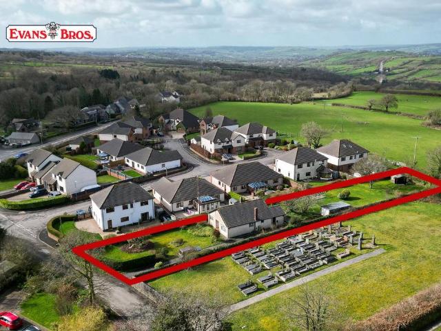 Bungalow for sale in Llangunnor, Wales
