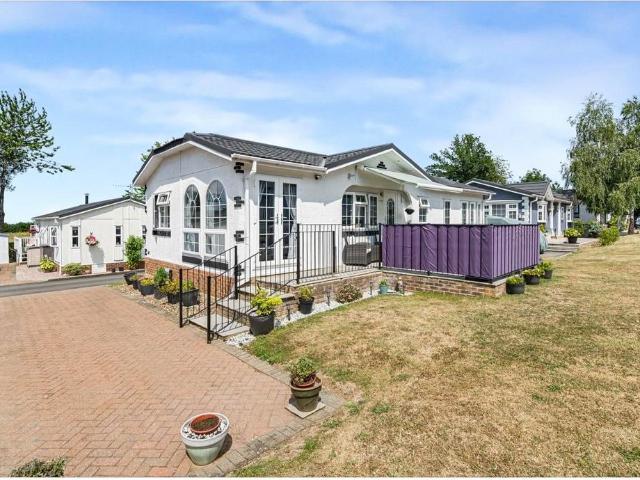 Bungalow for sale in Wrotham, Bourne Vale
